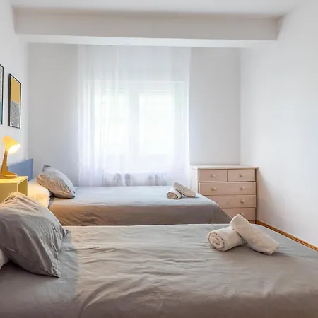 Апартаменты Santander Home *